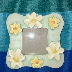 Vintage RUSS Floral Pastel Photo Frame